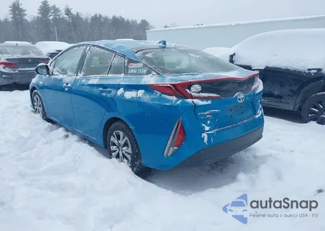 2019 Toyota Prius Prime Plus z USA, uszkodzony, nr VIN JTDKARFP9K3113249